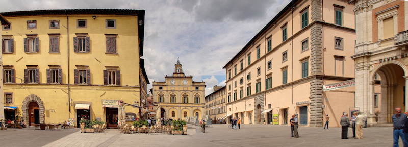 Piazza Matteotti in Città di Castello