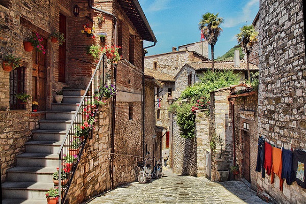 Alley in Gubbio