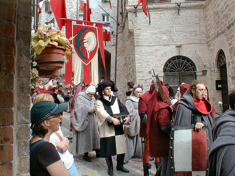 Parade at the Calendimaggio in Assisi