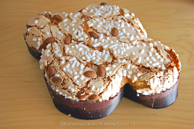 easter traditional food: colomba