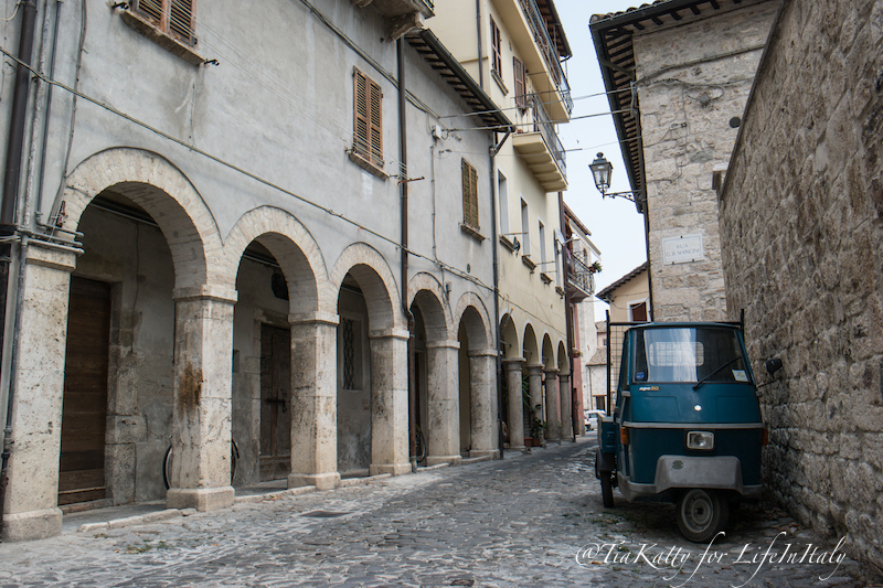 Ape Life In Italy