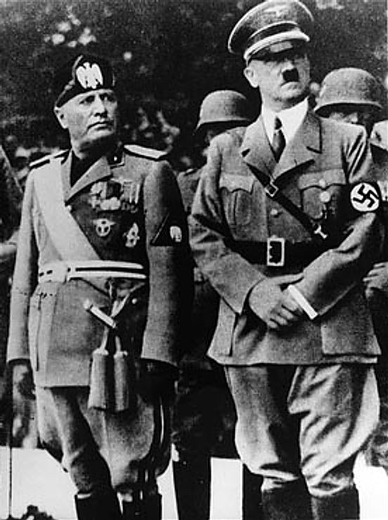 Benito Mussolini (left) and Adolf Hitler (right)
