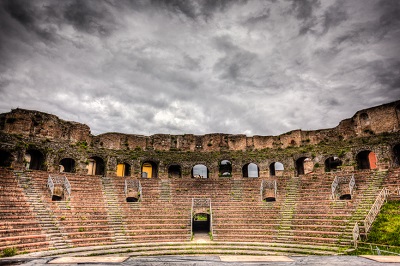 Campania: Roman amphitheatre, Benevento.