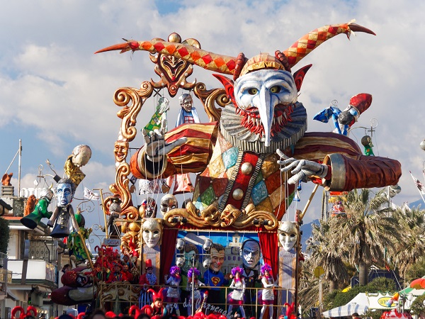 VIAREGGIO, ITALY – FEBRUARY 23:   allegorical float at Viareggio