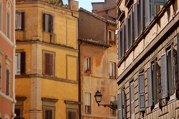 The charming buildings of Rome
