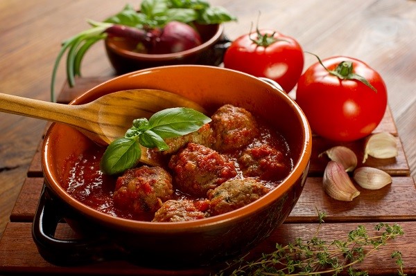 Polpette with tomato sauce: a special dish for Sunday lunches 