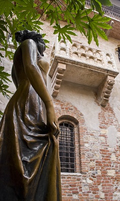 Juliet statue in Verona