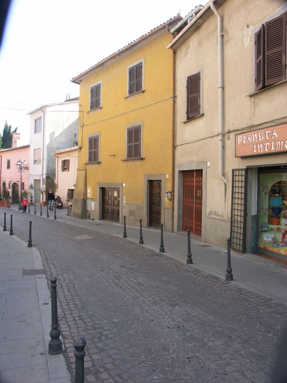 italian life in small towns