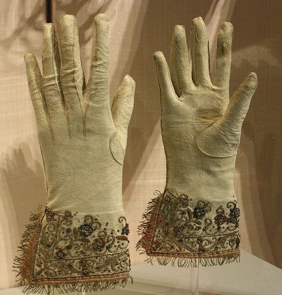 A Brief History of Leather Work Gloves and Their Uses — Cestus