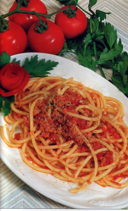 Pasta using fresh ingredients from the garden
