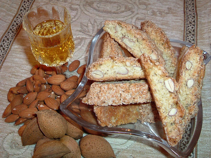 Cantucci and Vin Santo - Tuscan Food