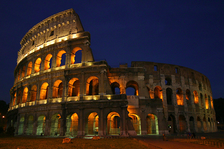 Roma-Colosseum. The town centre of Rome is a Unesco World Heritage Site