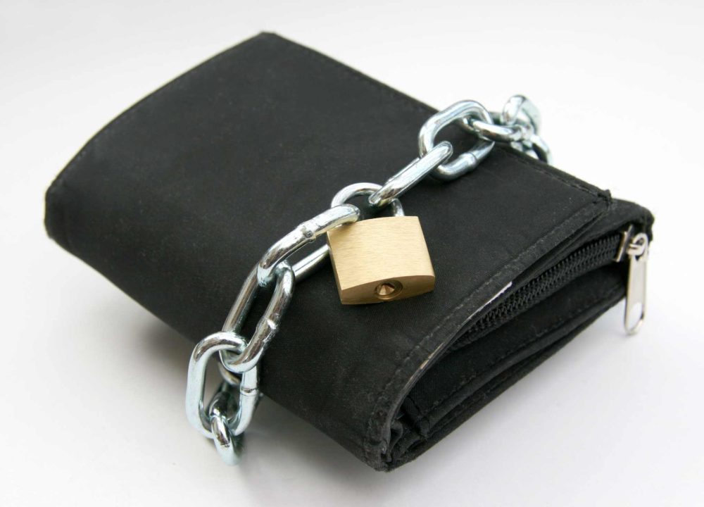 pick-pocketing. Protect your belongings while in Italy