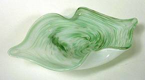 glass serving dish