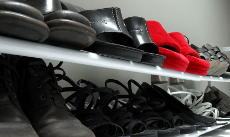 Image packing shoes for travel