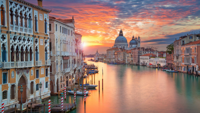 What is special about Venice: the uniqueness of the city built on water