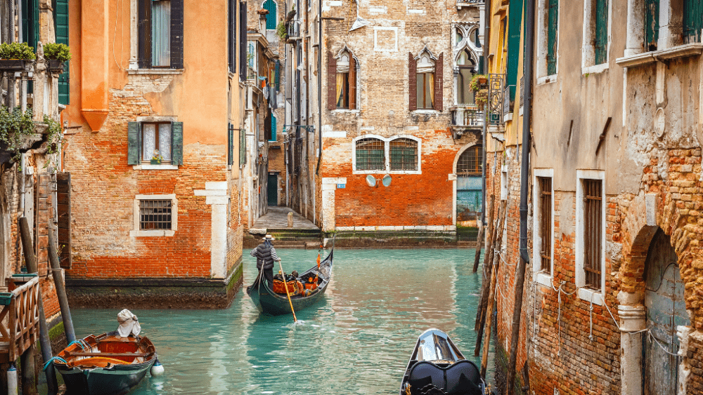 lagoon canal gondola