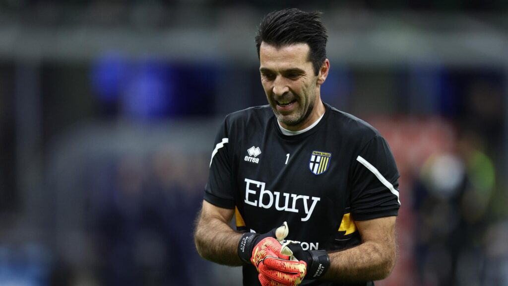 Gianluigi Buffon in his last games with Parma