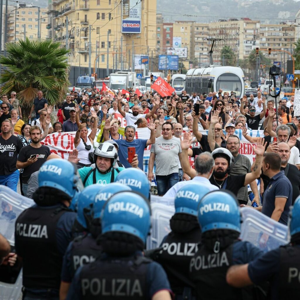 Protesters in Naples