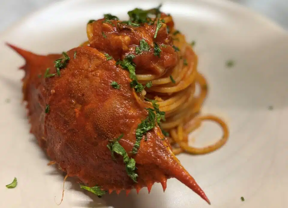 Do we eat blue crab in Italy? - Spaghetti with Blue Crab