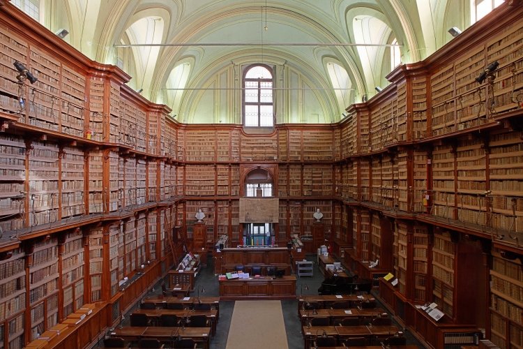 The oldest libraries in Italy - Biblioteca Angelica