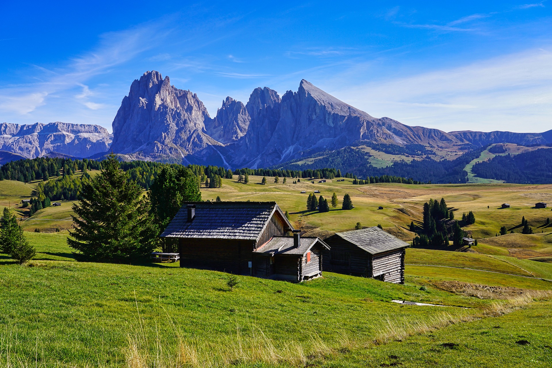 mountain-huts-8329366_1920