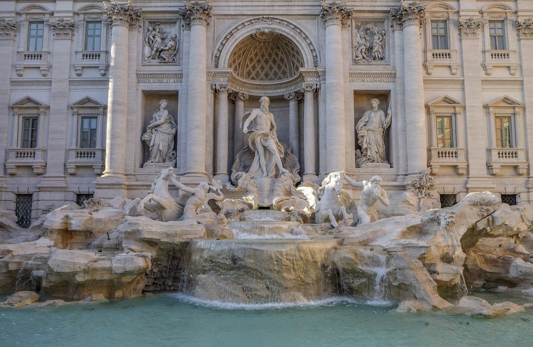 Trevi Fountain reopening, new rules